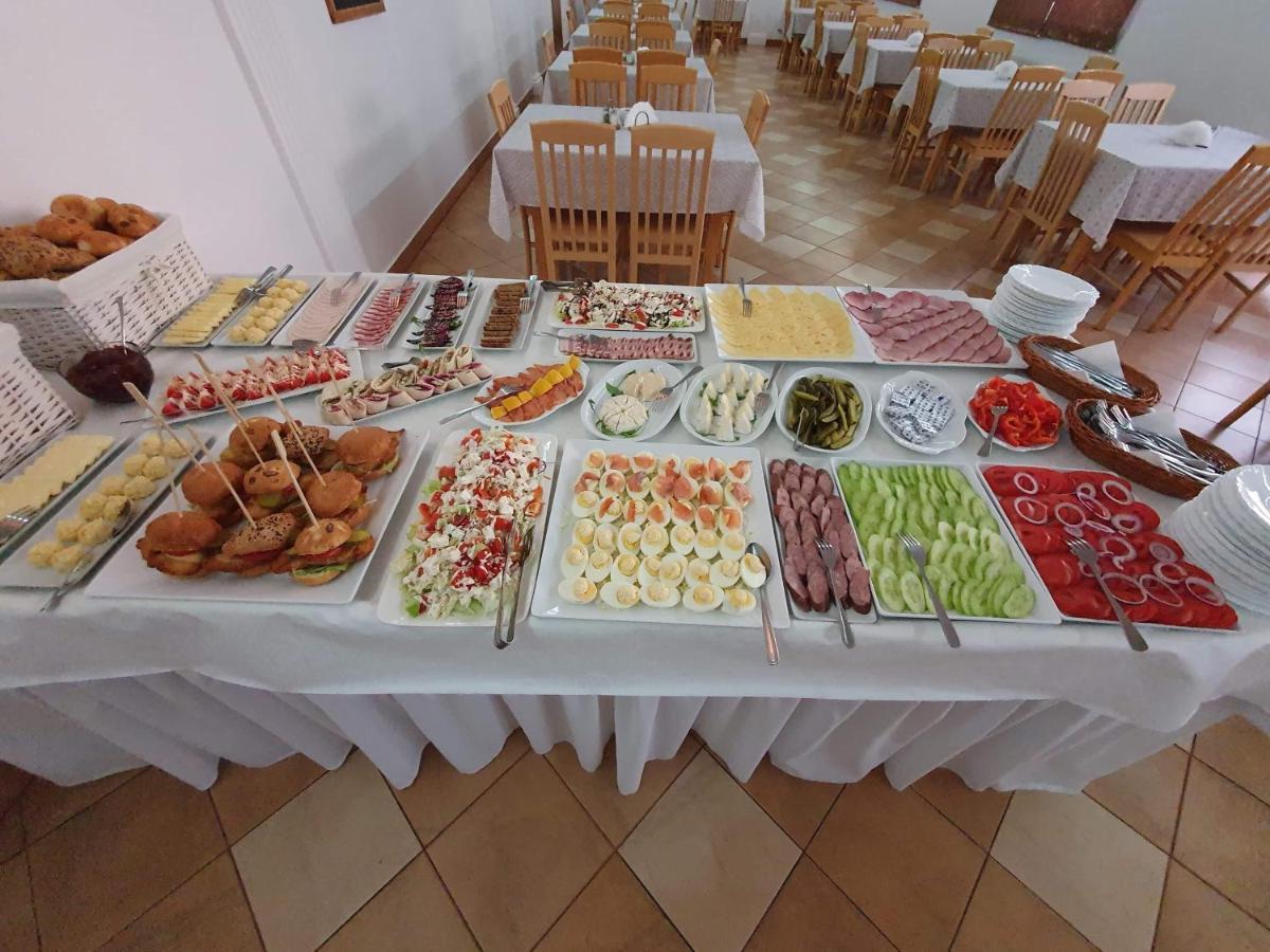 ريفال Tasarz Spa Osrodek Wczasowy المظهر الخارجي الصورة