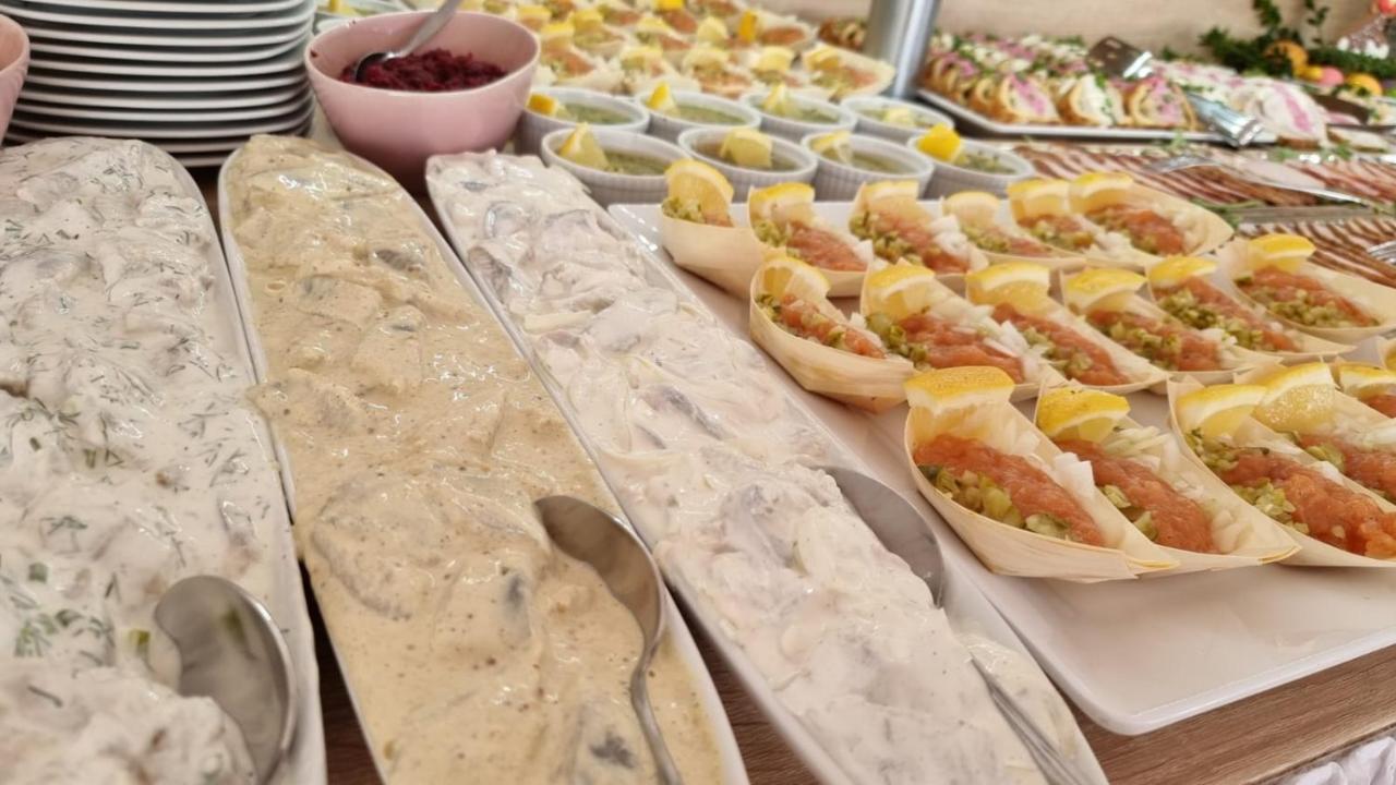 ريفال Tasarz Spa Osrodek Wczasowy المظهر الخارجي الصورة